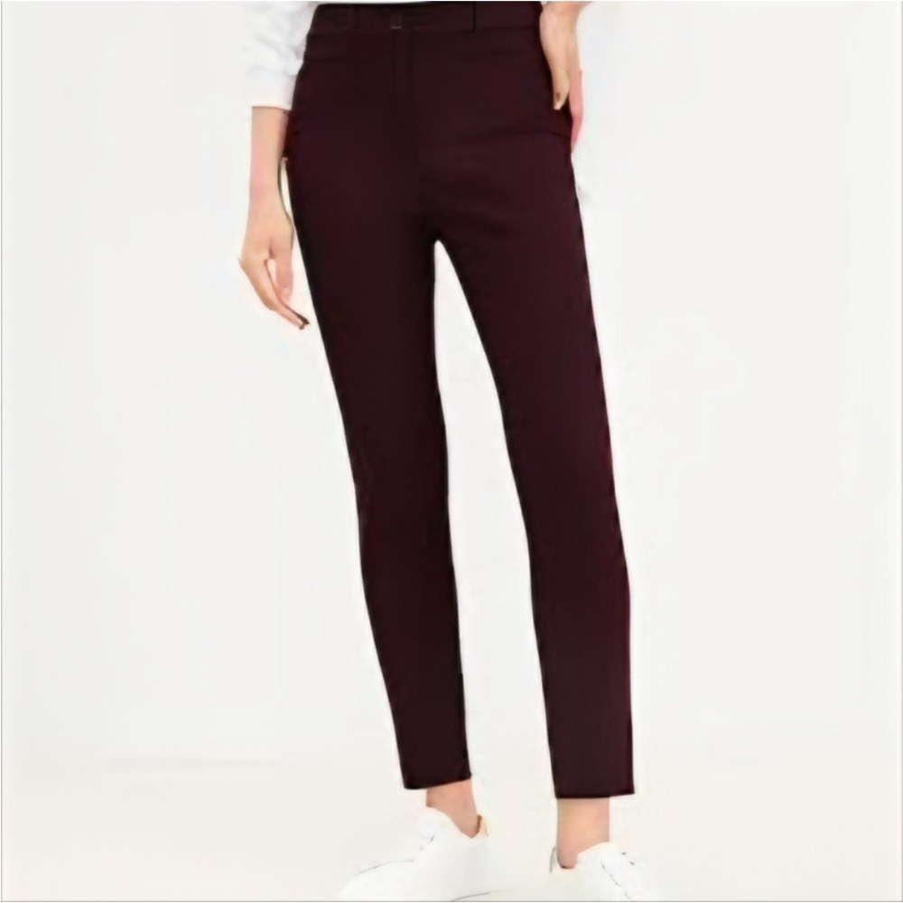 LOFT Sutton Skinny Pant- Size 8